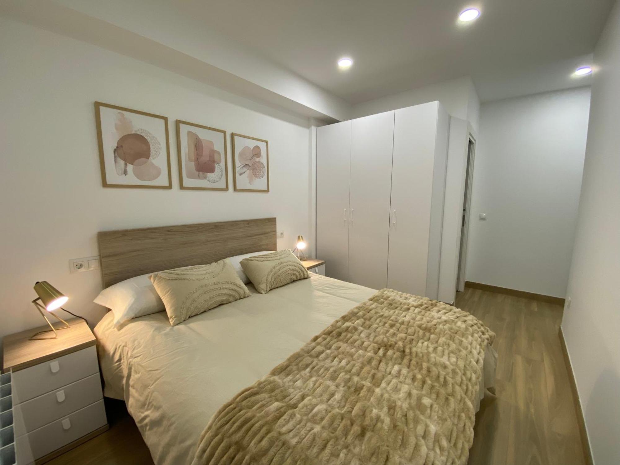 Apartamento Recien Reformado Zona Estaciones Apartment ซานตานเดร์ ภายนอก รูปภาพ