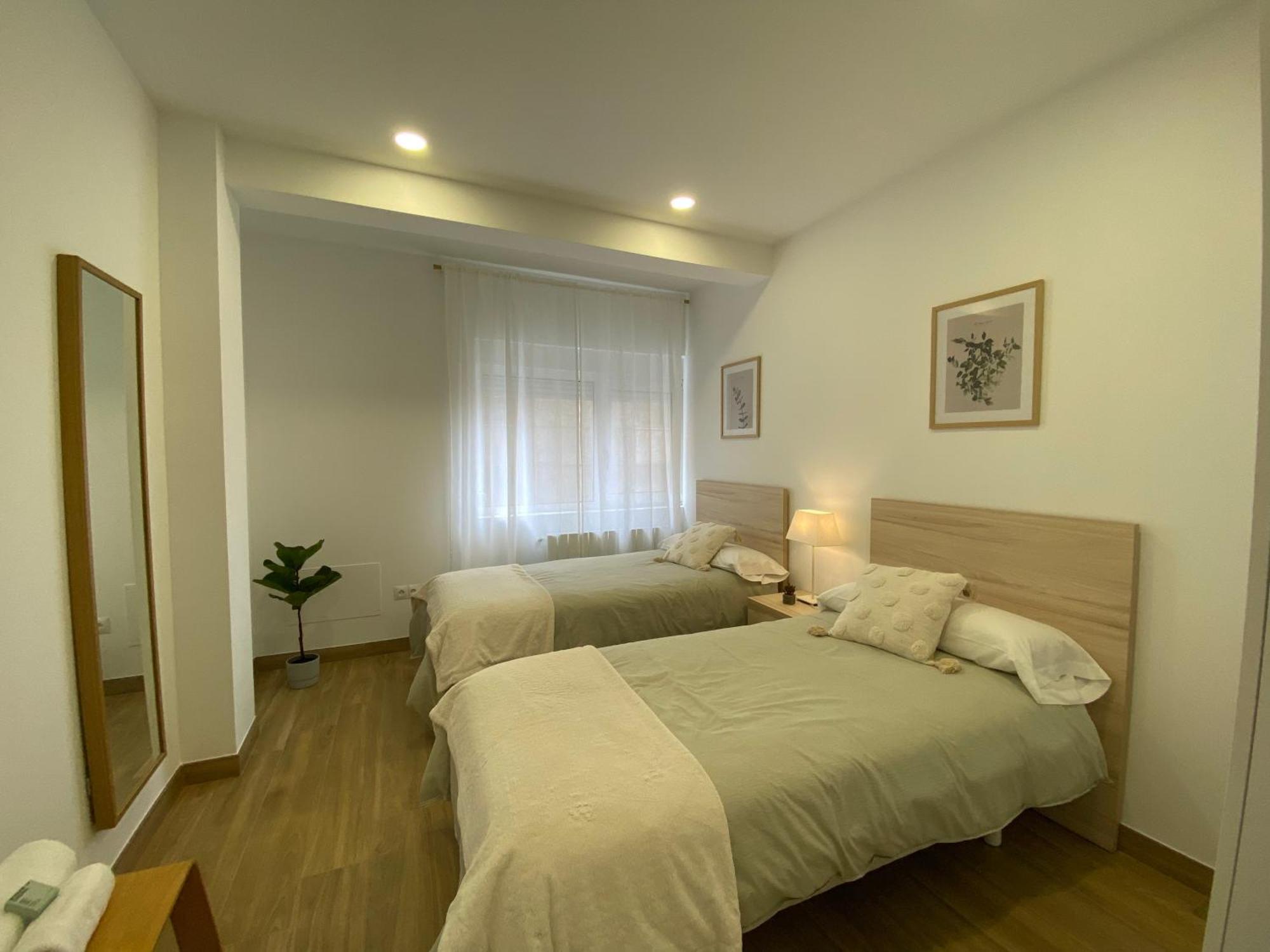 Apartamento Recien Reformado Zona Estaciones Apartment ซานตานเดร์ ภายนอก รูปภาพ
